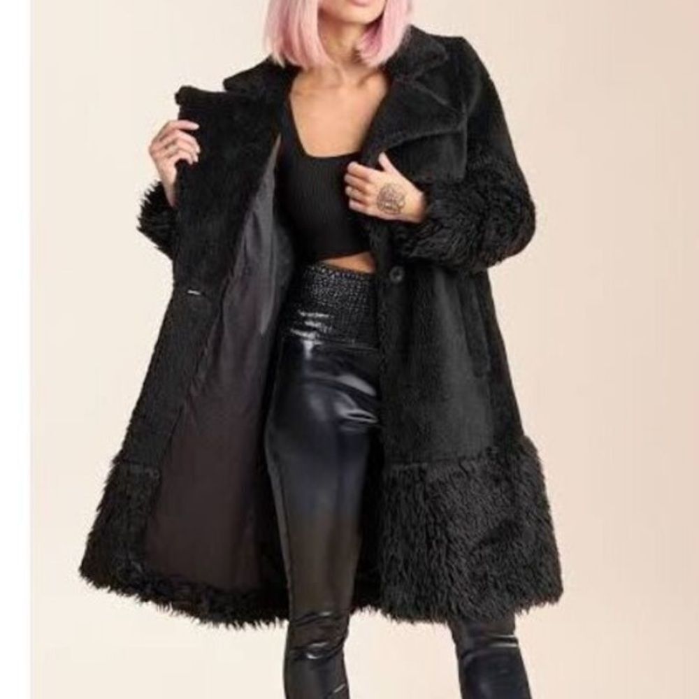 LITA by Ciara The Teddy Faux Shearling Fur Coat Black Sz M NWT